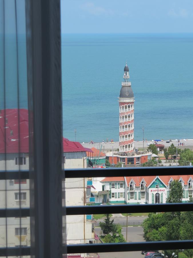 Real Palace 18 Pirosmani Apartment Батуми Екстериор снимка